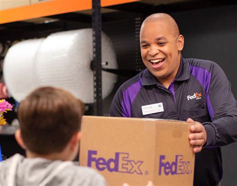 fedex clinton iowa|fedex clinton iowa address.